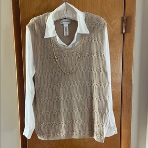 Women’s XL top